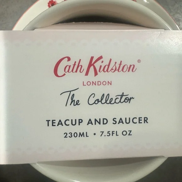 Cath Kidston “ the collector” Pink Floral Teacup and Saucer wirh pink handle🌸 - Picture 4 of 10